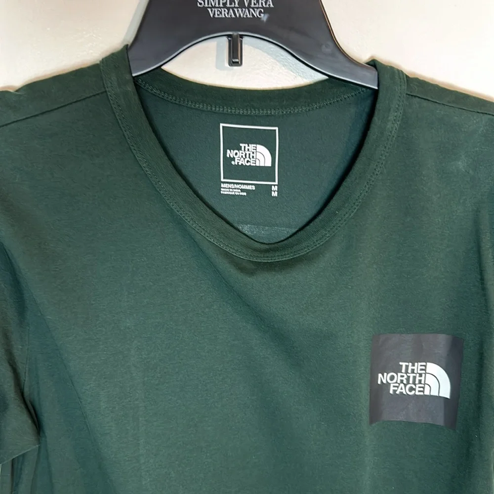 The North Face men’s shirt medium